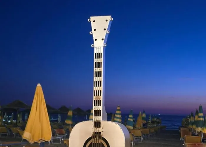 Lovely Durres * Golem (Tirana)